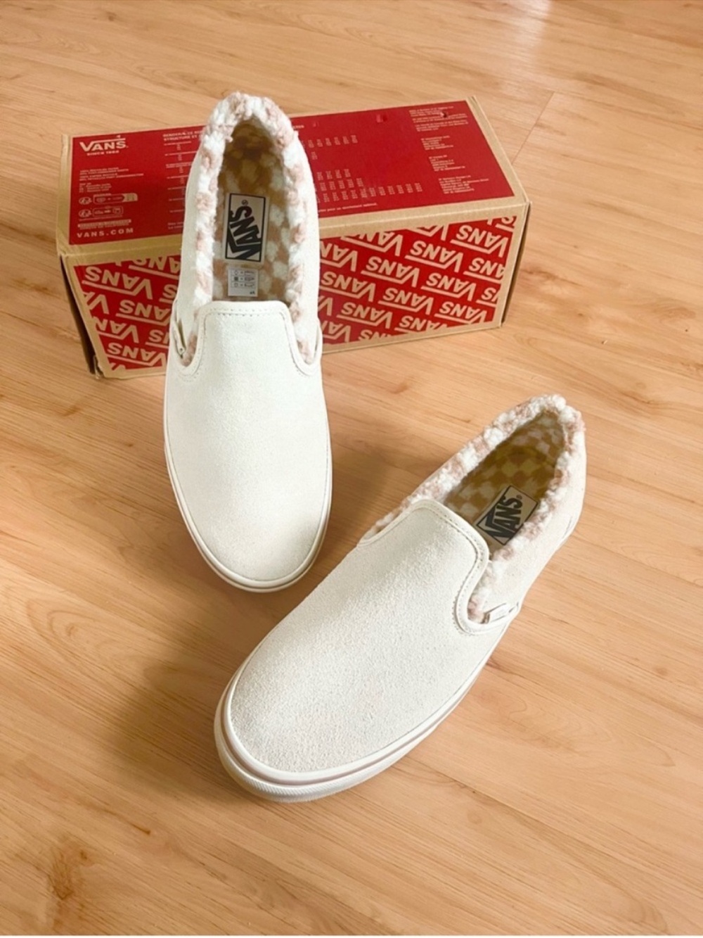 Vans Classic Slip-On Shoe Turtle Dove White Women 12.0US Mens 10.5 US